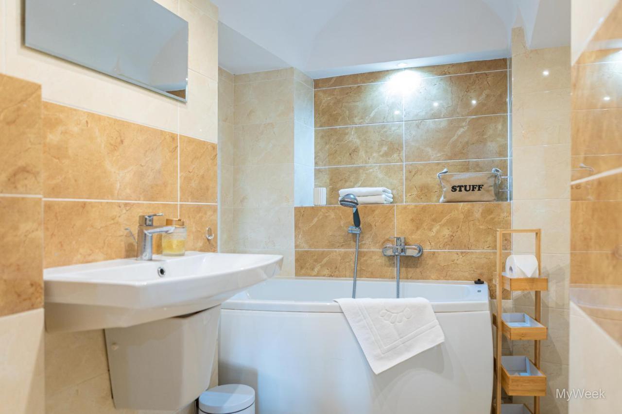 Apartament Z Historia, Klahra Myweek Lądek-Zdrój Екстериор снимка