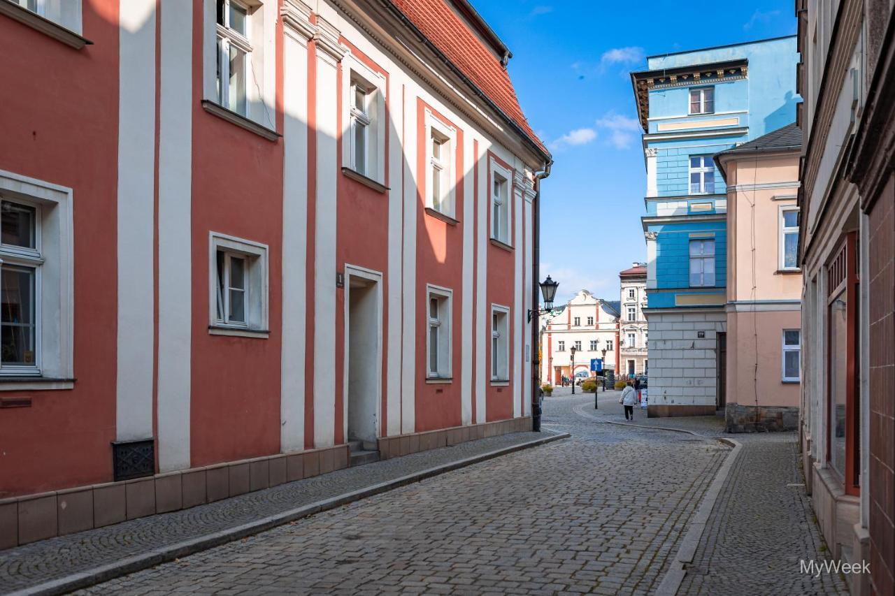 Apartament Z Historia, Klahra Myweek Lądek-Zdrój Екстериор снимка