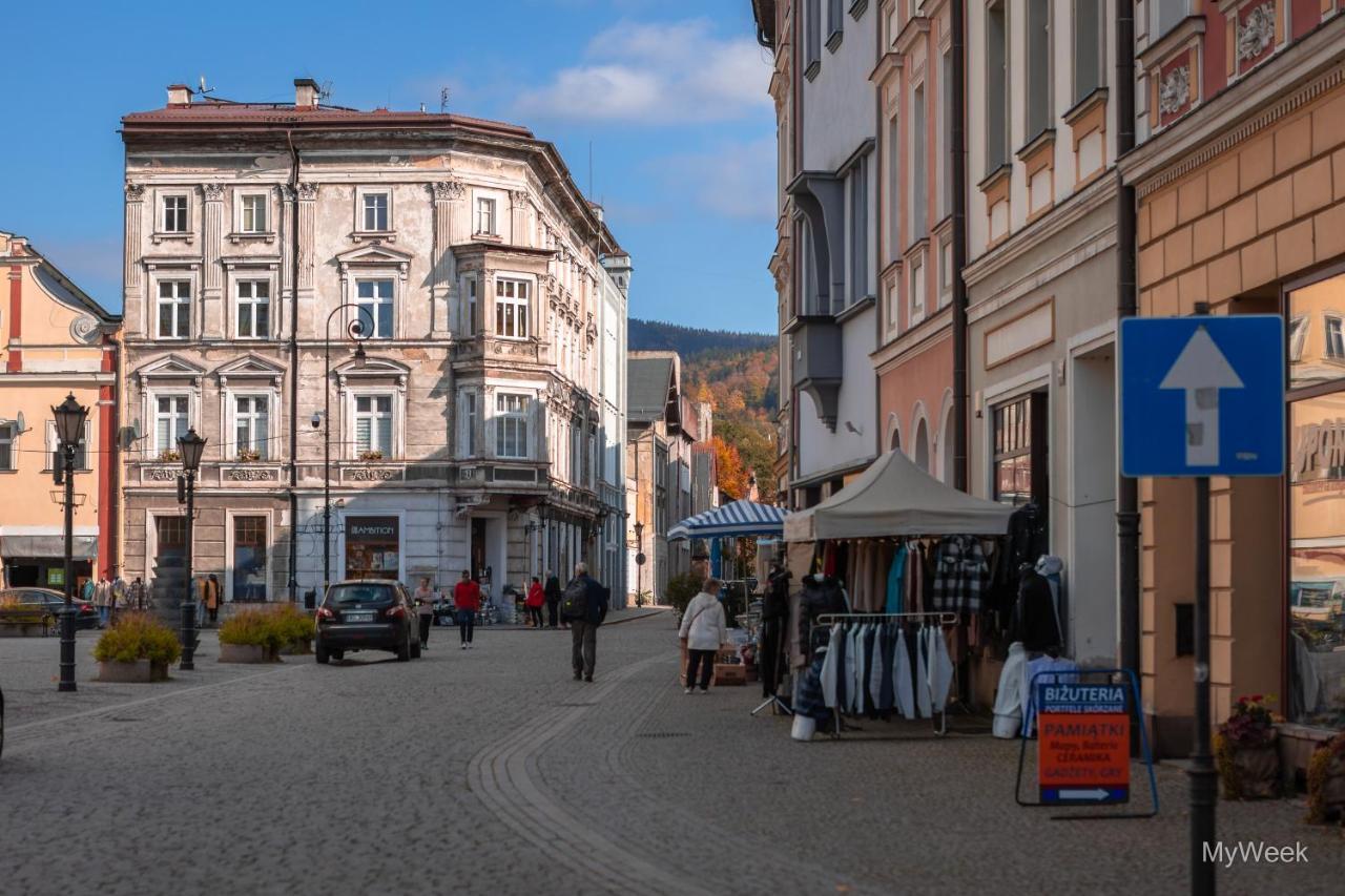 Apartament Z Historia, Klahra Myweek Lądek-Zdrój Екстериор снимка